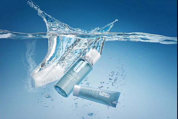 Reklama w stylu Frutiger Aero